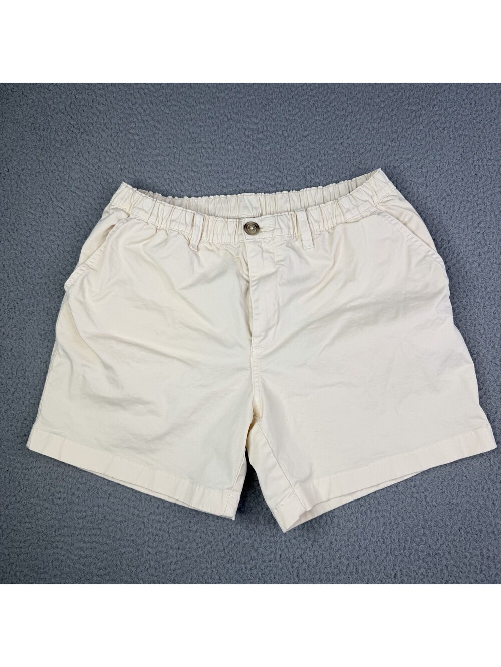 Chubbies Men Regular Fit Shorts Ivory Beige 5.5 Inch Inseam Elastic Waist Size M